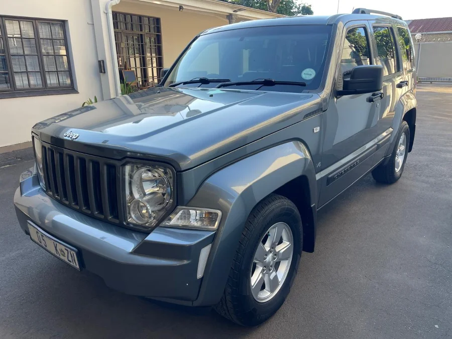 Used 2010 Jeep Cherokee 3.7L Limited - Private Seller