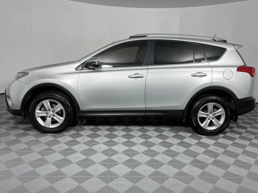 Used 2014 Toyota RAV4 2.5 AWD VX - WeBuyCars Lansdowne