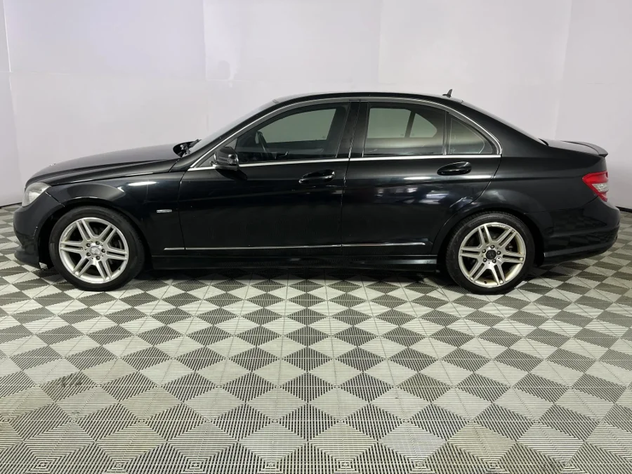 Used 2011 Mercedes-Benz C-Class C200CGI Avantgarde Touchshift - WeBuyCars Montana