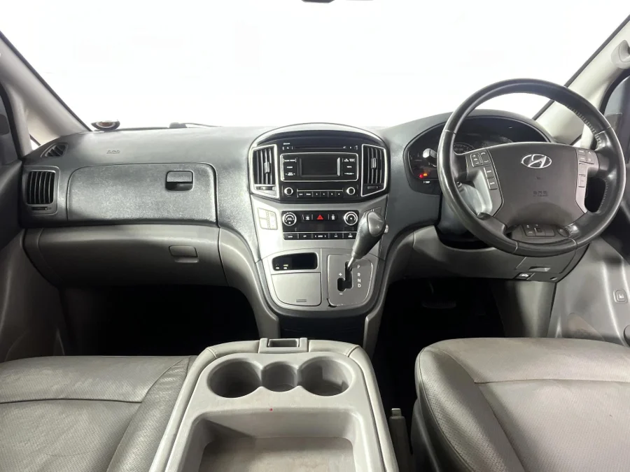 Used 2017 Hyundai H-1 2.5VGTi bus Elite 9-seater - WeBuyCars Rustenburg