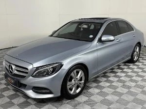 Used 2015 Mercedes-Benz C-Class C220d auto