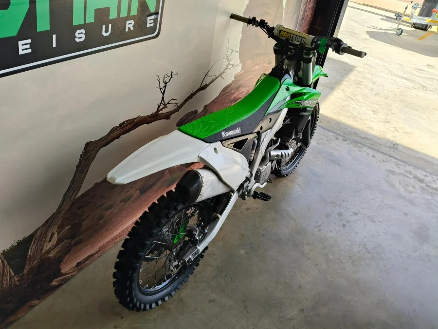 Used 2016 Kawasaki KX 250F Manual - The Diff And Chain Used 2016 Kawasaki KX 250F Manual - The Diff And Chain
