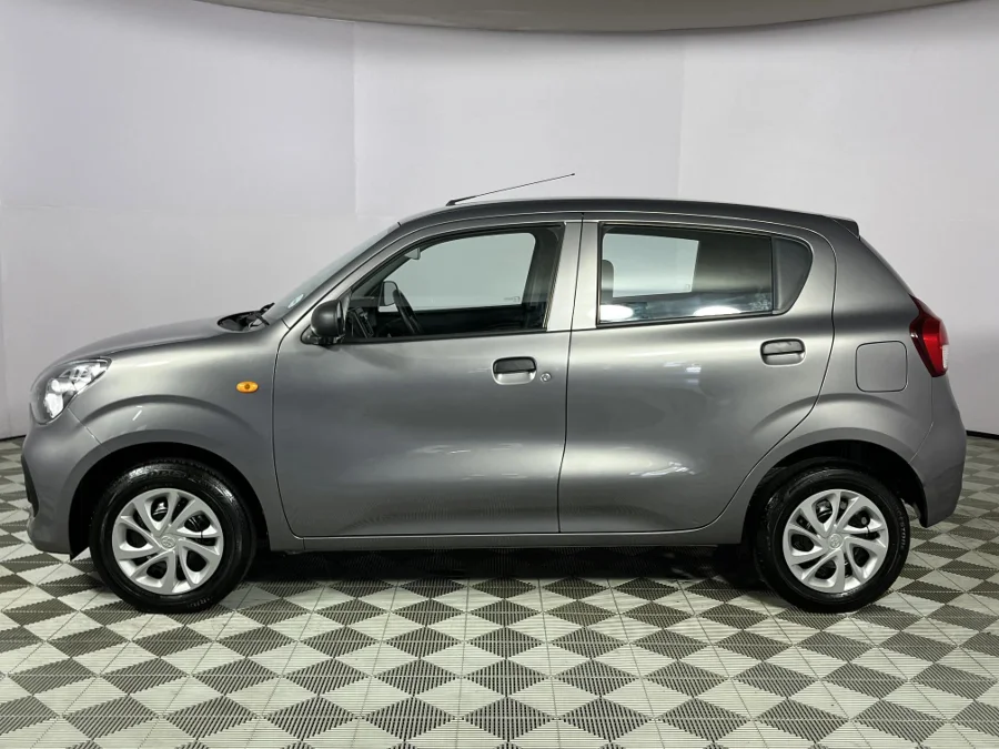 Used 2025 Toyota Vitz 1.0 - WeBuyCars Durban