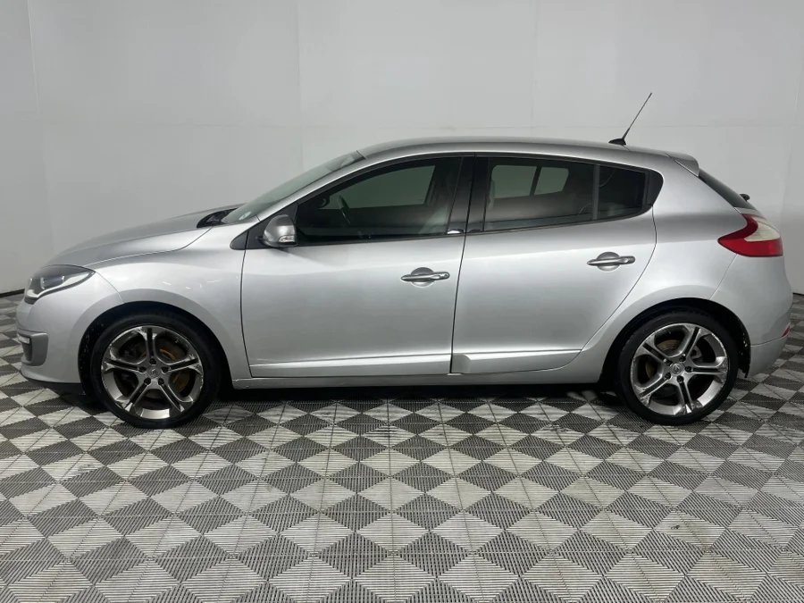 Used 2016 Renault Megane hatch 162kW turbo GT - WeBuyCars Richmond