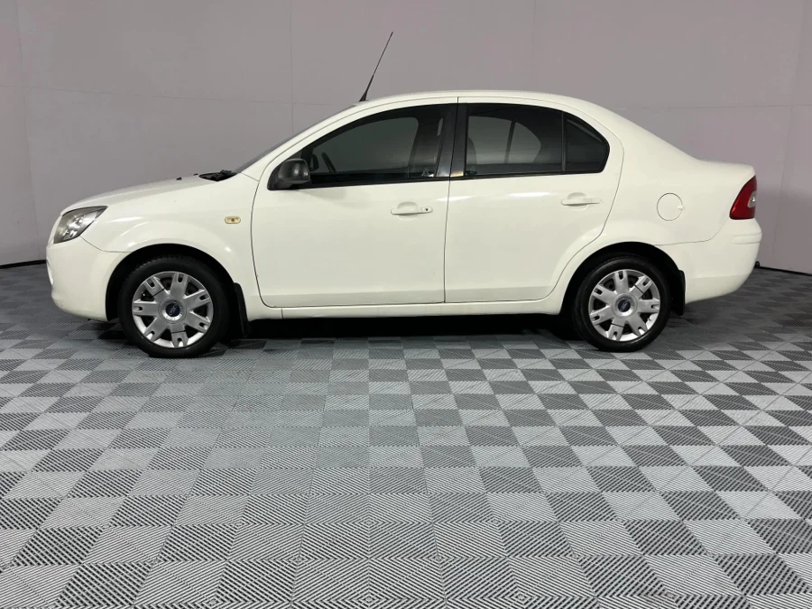 Used 2010 Ford Ikon 1.6 Ambiente - WeBuyCars Lansdowne