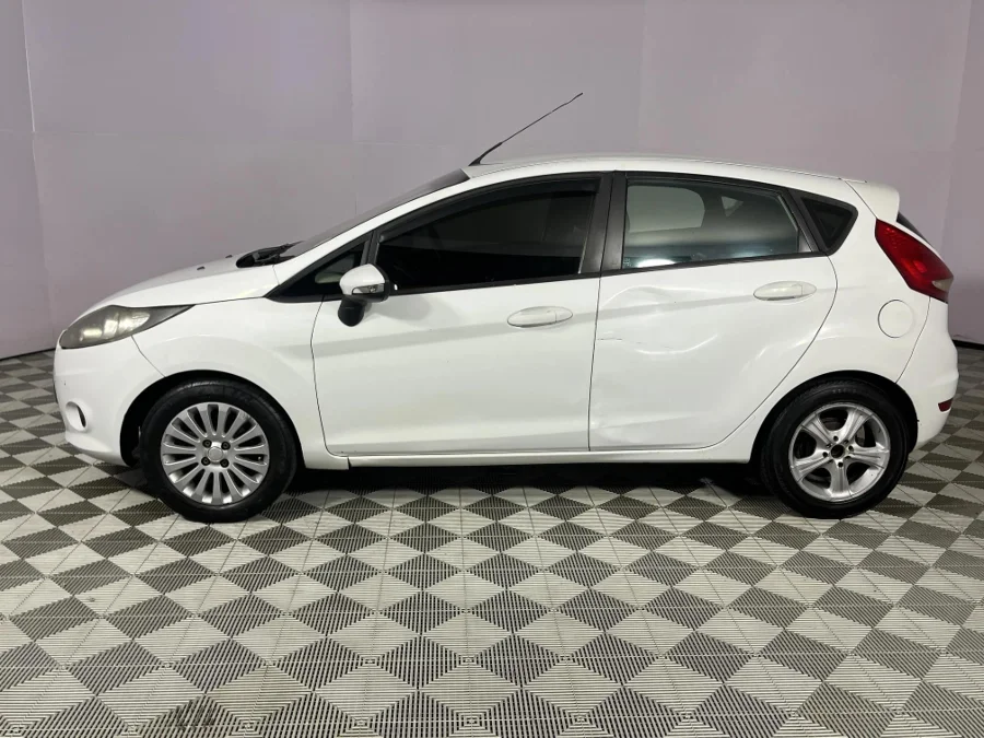 Used 2011 Ford Fiesta 5-door 1.4 Trend - WeBuyCars Durban