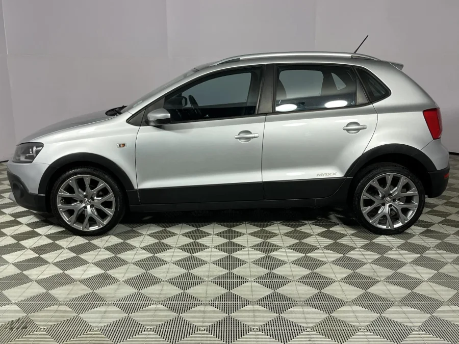 Used 2019 Volkswagen Polo Vivo hatch 1.6 Maxx - WeBuyCars Durban