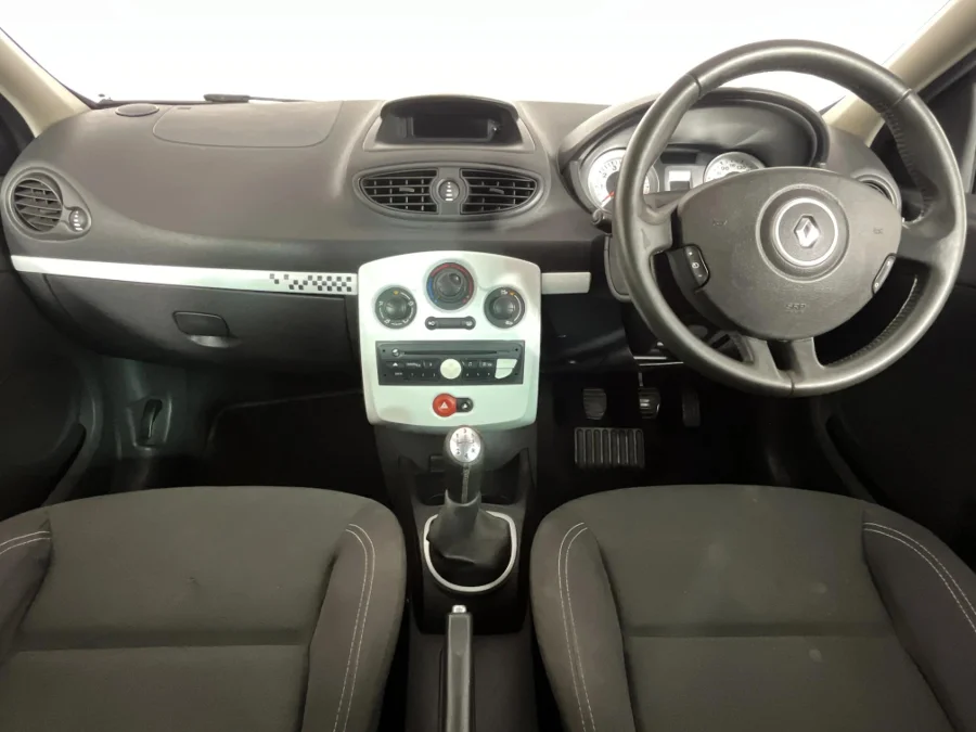 Used 2012 Renault Clio 1.6 S - WeBuyCars Gqeberha