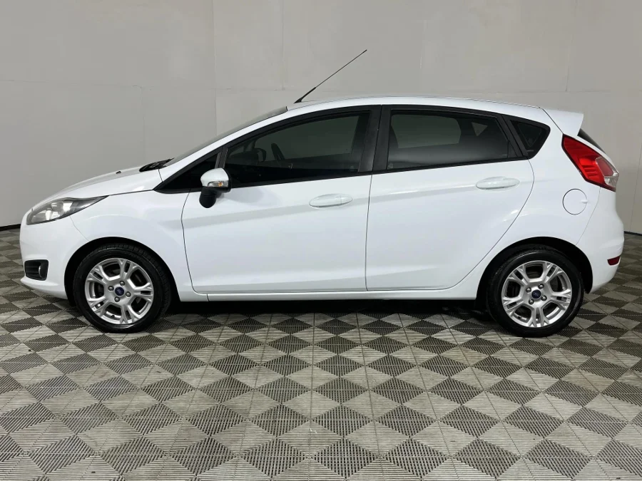 Used 2018 Ford Fiesta 5-door 1.0T Trend auto - WeBuyCars George