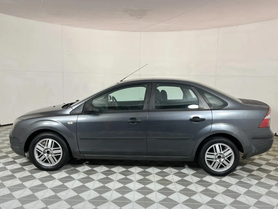 Used 2007 Ford Focus 1.6 4-door Ambiente - WeBuyCars JHB South