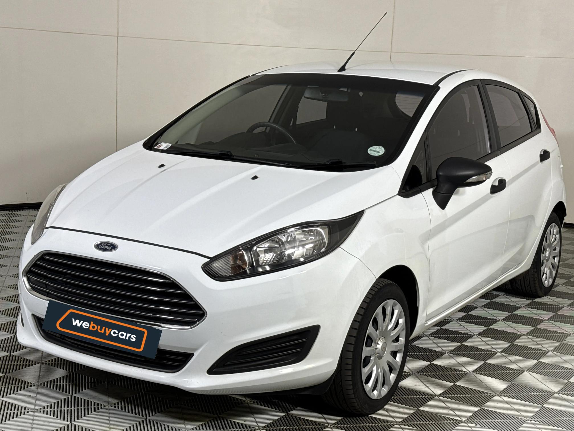 Used 2015 Ford Fiesta 5-door 1.4 Ambiente