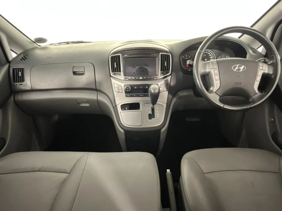 Used 2018 Hyundai H-1 2.5VGTi bus Elite 9-seater - WeBuyCars George