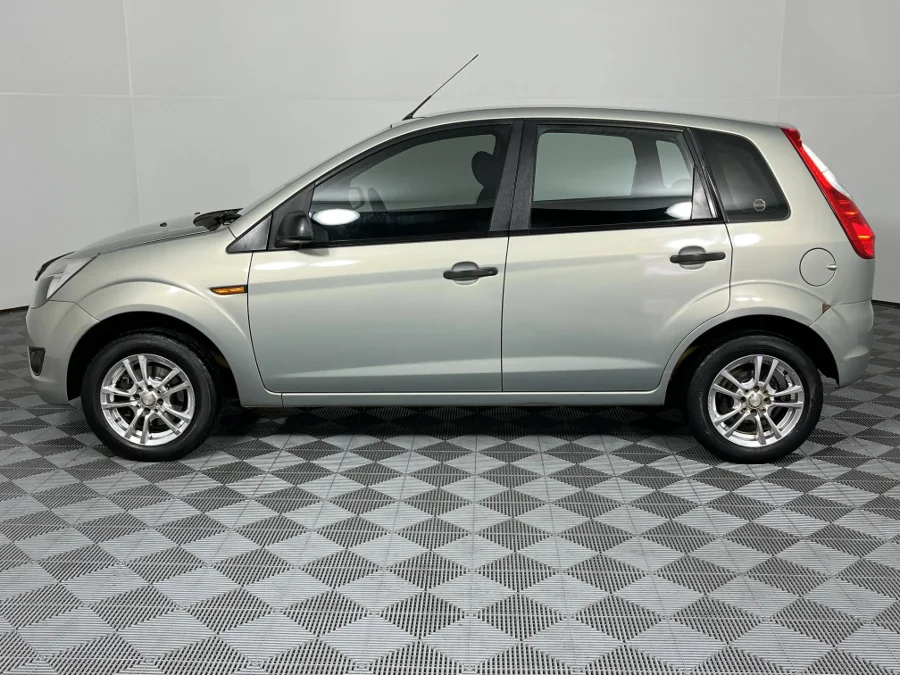 Used 2012 Ford Figo 1.4 Ambiente - WeBuyCars Montana