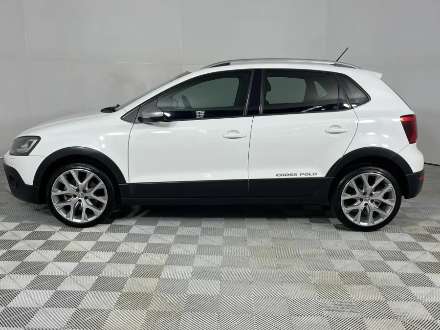 Used 2016 Volkswagen Cross Polo 1.4TDI - WeBuyCars Silverlakes Used 2016 Volkswagen Cross Polo 1.4TDI - WeBuyCars Silverlakes