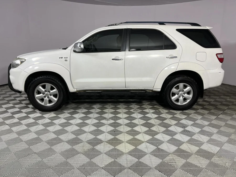 Used 2009 Toyota Fortuner V6 4.0 Epic 4x4 - WeBuyCars Brackenfell Cape Town