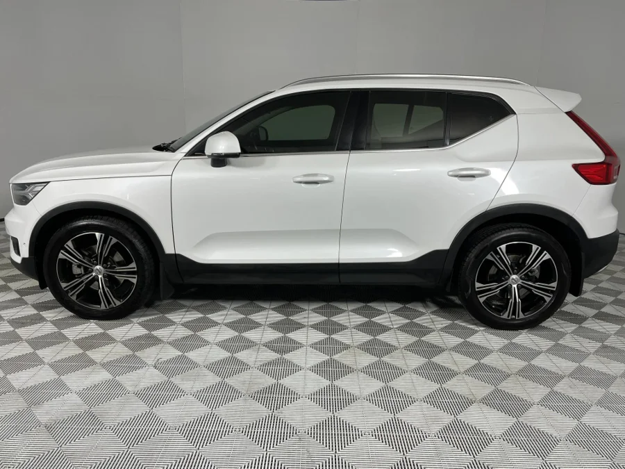 Used 2020 Volvo XC40 D4 AWD Inscription - WeBuyCars Richmond