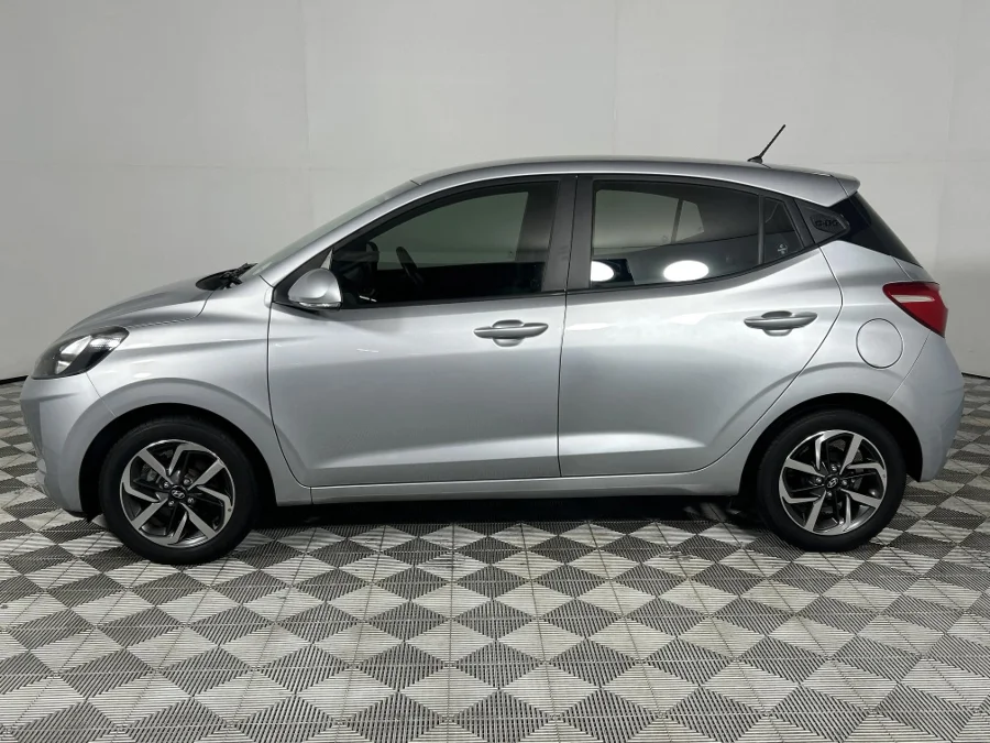 Used 2022 Hyundai Grand i10 1.2 Fluid hatch manual - WeBuyCars Richmond Used 2022 Hyundai Grand i10 1.2 Fluid hatch manual - WeBuyCars Richmond