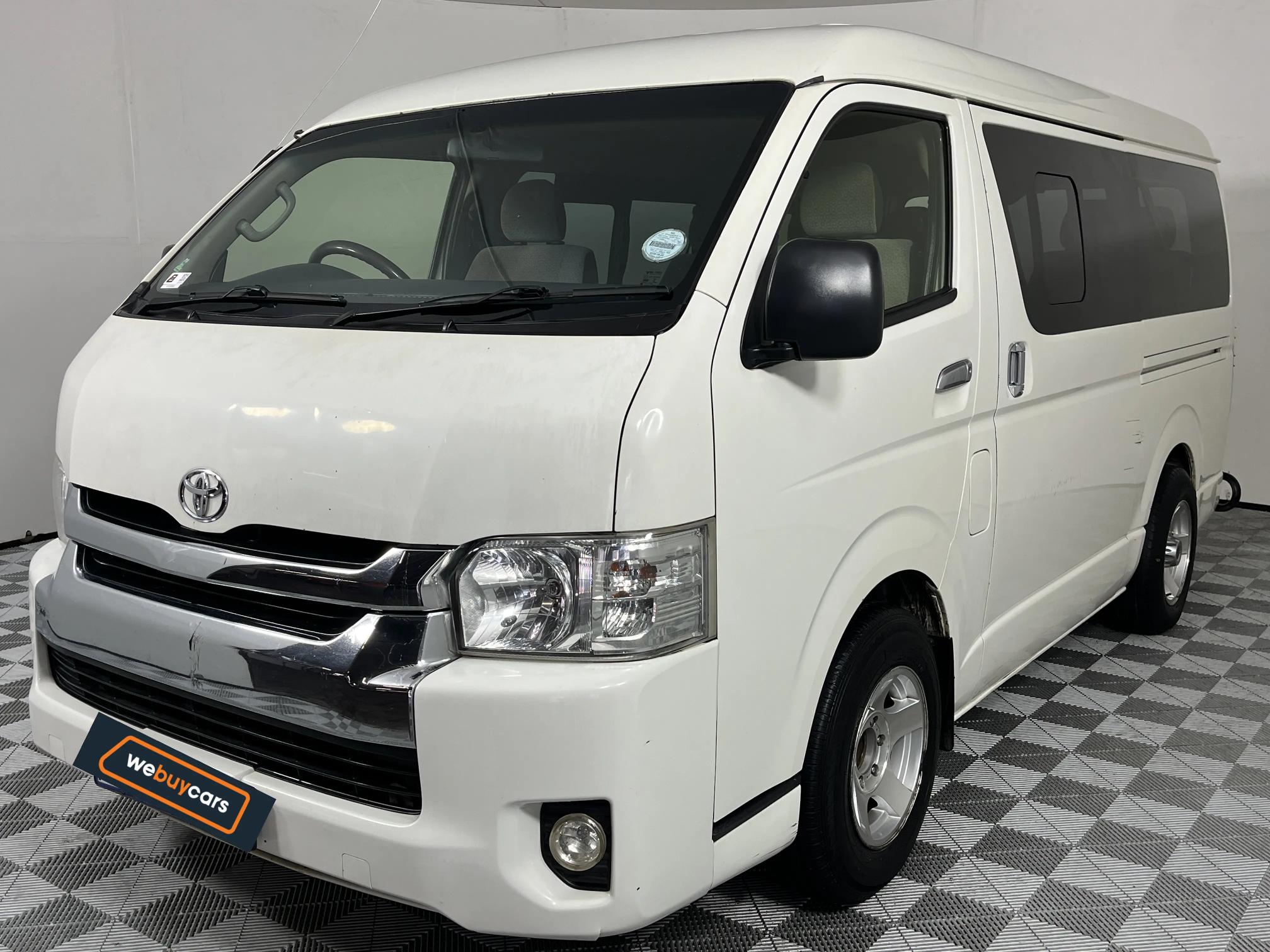 Used 2017 Toyota Quantum 2.7 GL 10-seater bus