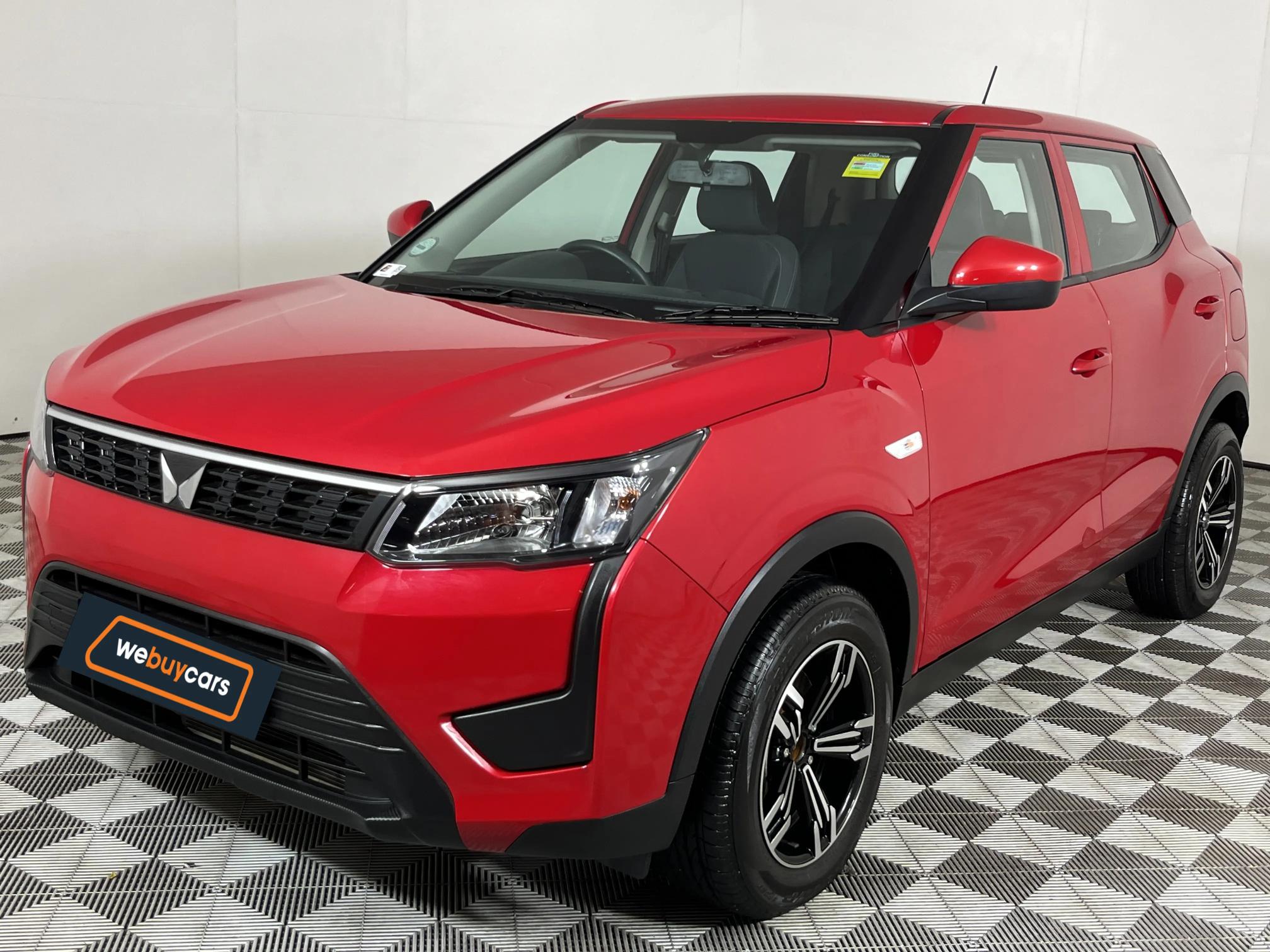 Used 2024 Mahindra XUV300 1.2T W4 SE