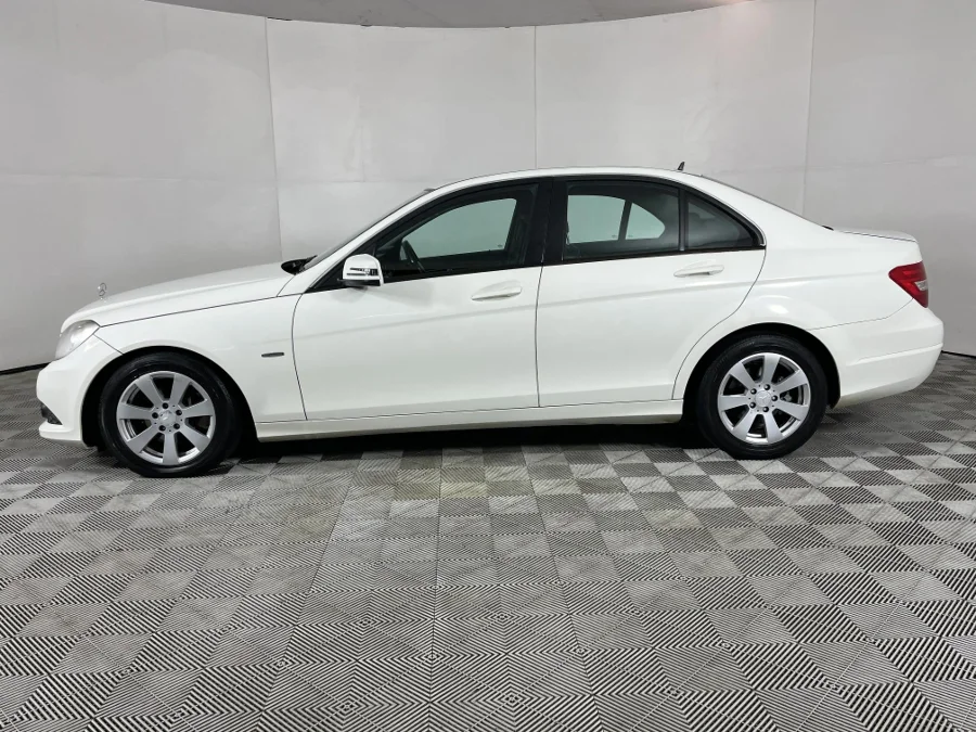Used 2012 Mercedes-Benz C-Class C180 Classic auto - WeBuyCars The Dome Used 2012 Mercedes-Benz C-Class C180 Classic auto - WeBuyCars The Dome