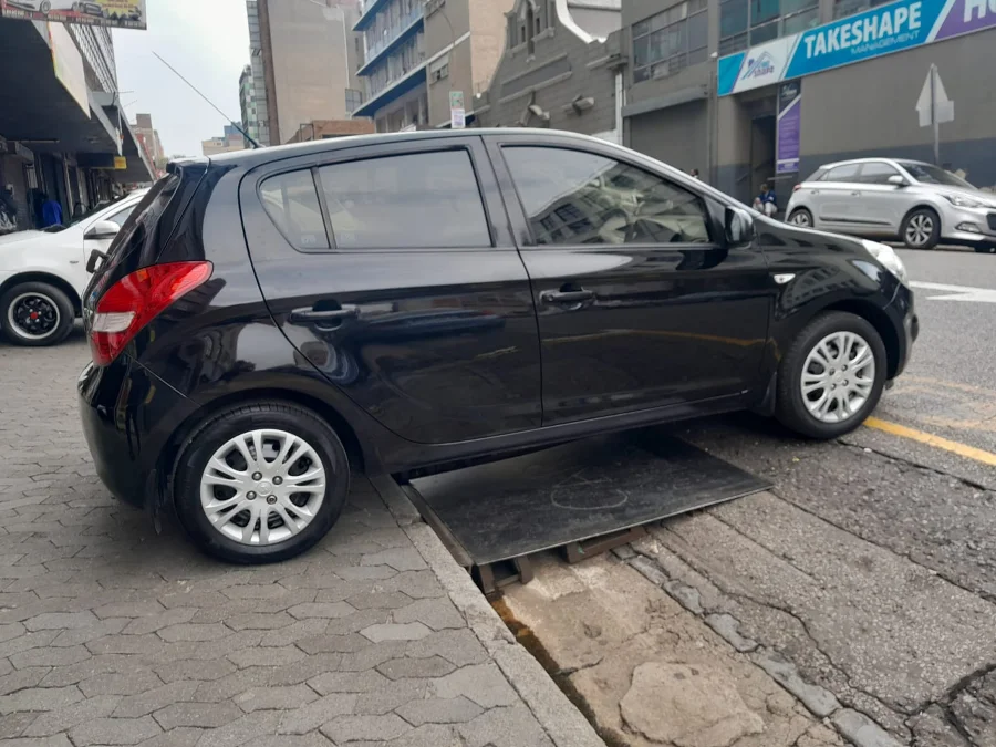 Used 2013 Hyundai i20 1.4 Fluid - Carmart Auto Dealer