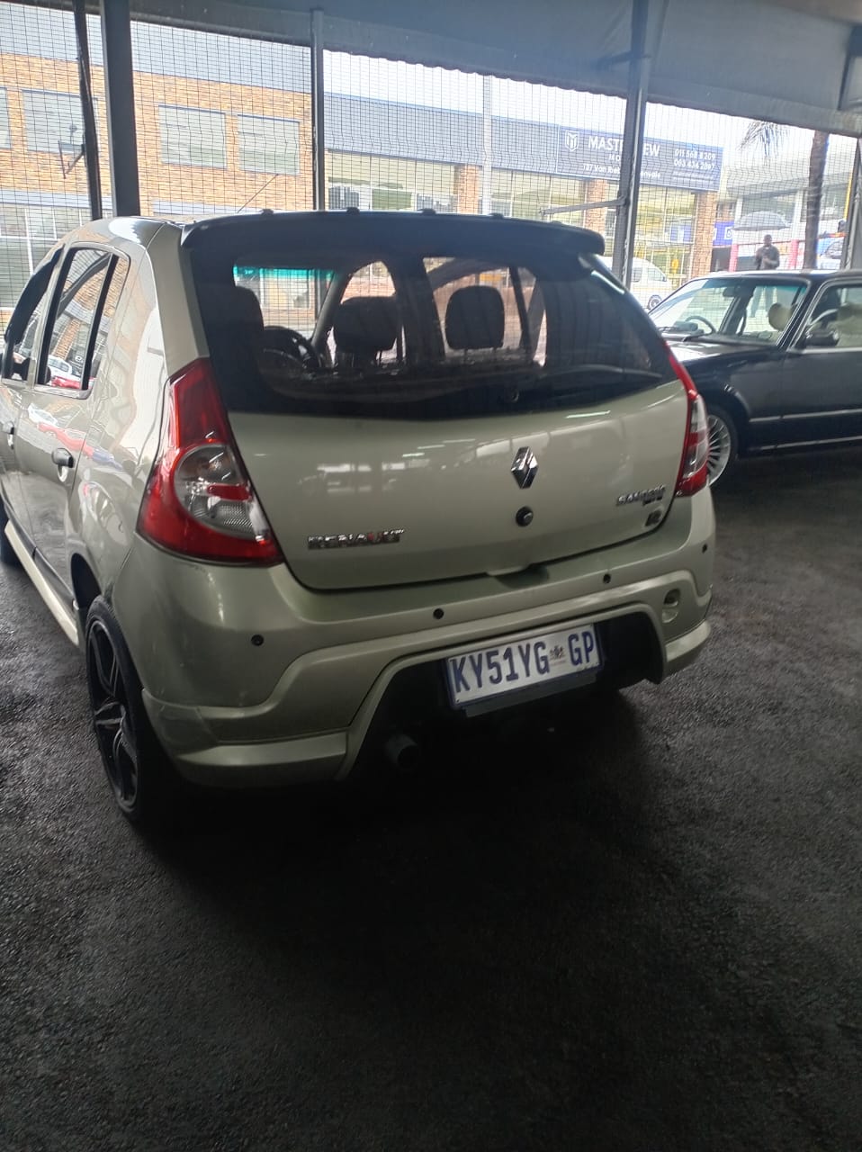 Used 2010 Renault Sandero