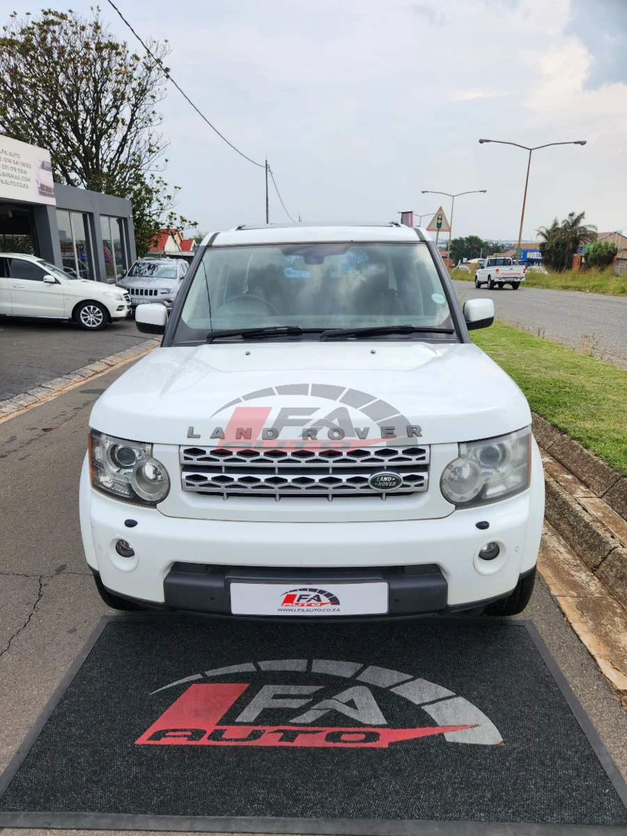 Used 2011 Land Rover Discovery SDV6 SE - LFA Auto