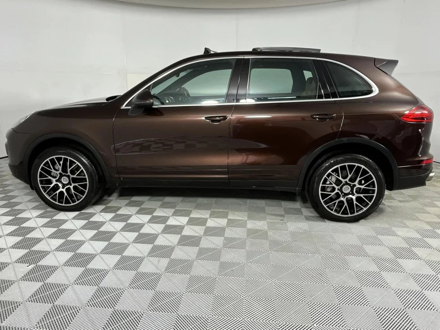 Used 2016 Porsche Cayenne S Platinum Edition - WeBuyCars JHB South