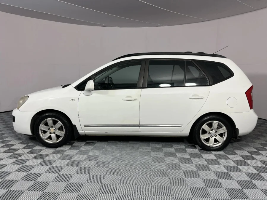 Used 2010 Kia Carens 2.0 automatic - WeBuyCars Brackenfell Cape Town