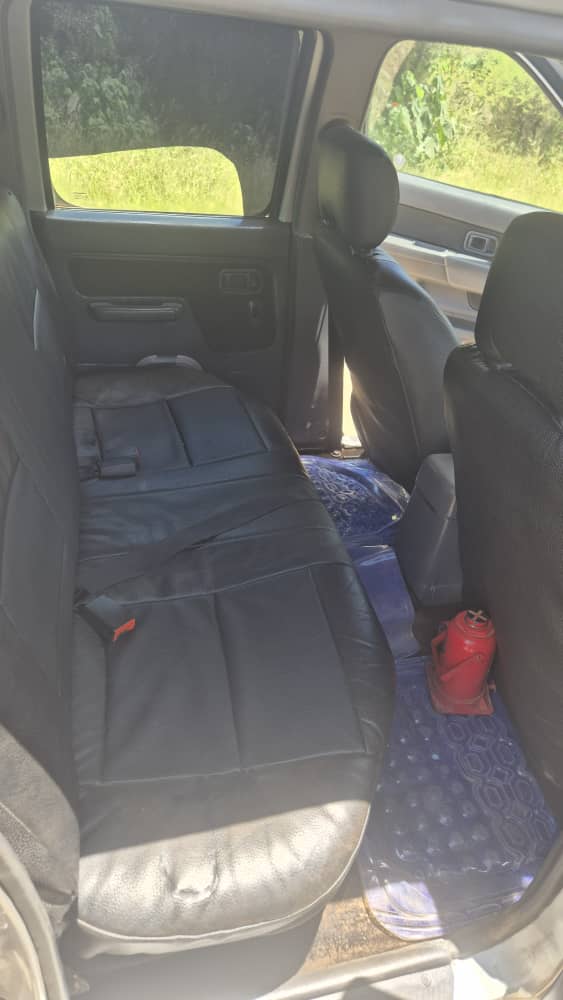 Used 2016 Nissan Hardbody 2.4 16V double cab Hi-Rider SE