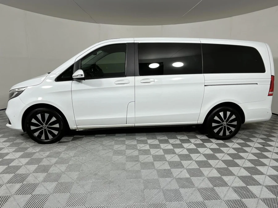 Used 2022 Mercedes-Benz V-Class V220d - WeBuyCars The Dome
