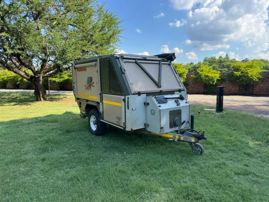 2009 Conqueror Companion trailer - Private Seller 2009 Conqueror Companion trailer - Private Seller