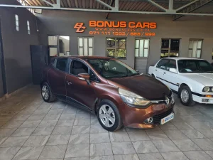 Used 2013 Renault Clio 66kW turbo Expression Used 2013 Renault Clio 66kW turbo Expression