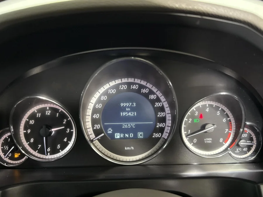 Used 2010 Mercedes-Benz E-Class E350 coupé Elegance - WeBuyCars Midstream