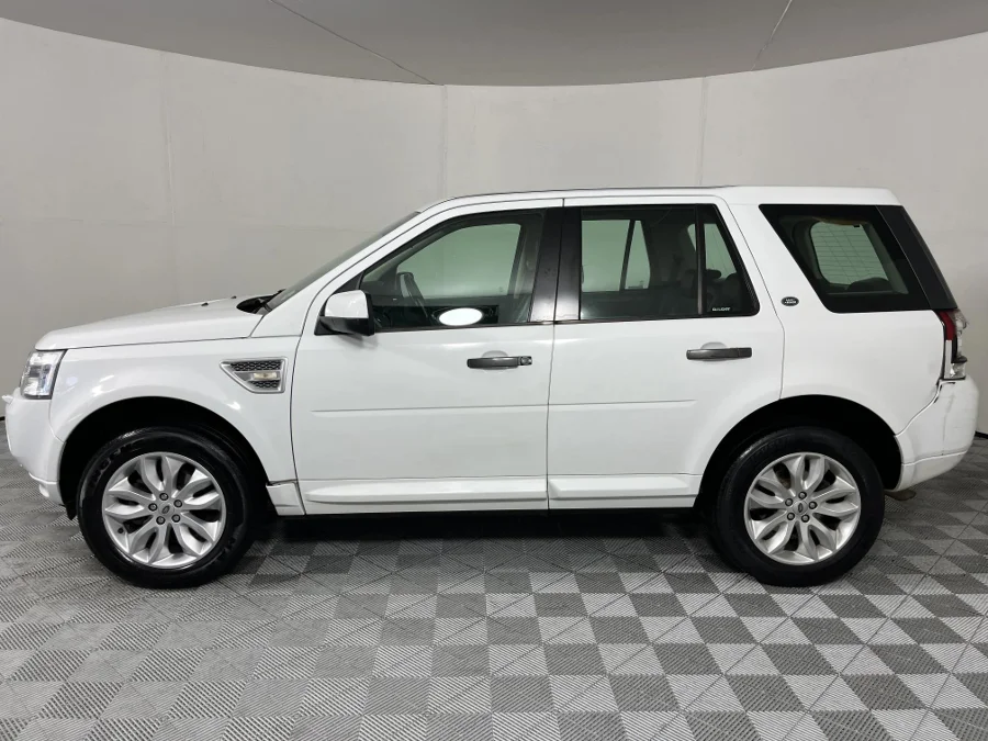 Used 2012 Land Rover Freelander 2 SD4 SE - WeBuyCars The Dome