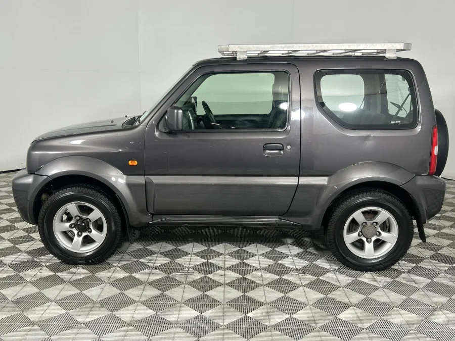 Used 2012 Suzuki Jimny 1.3 - WeBuyCars Richmond Used 2012 Suzuki Jimny 1.3 - WeBuyCars Richmond