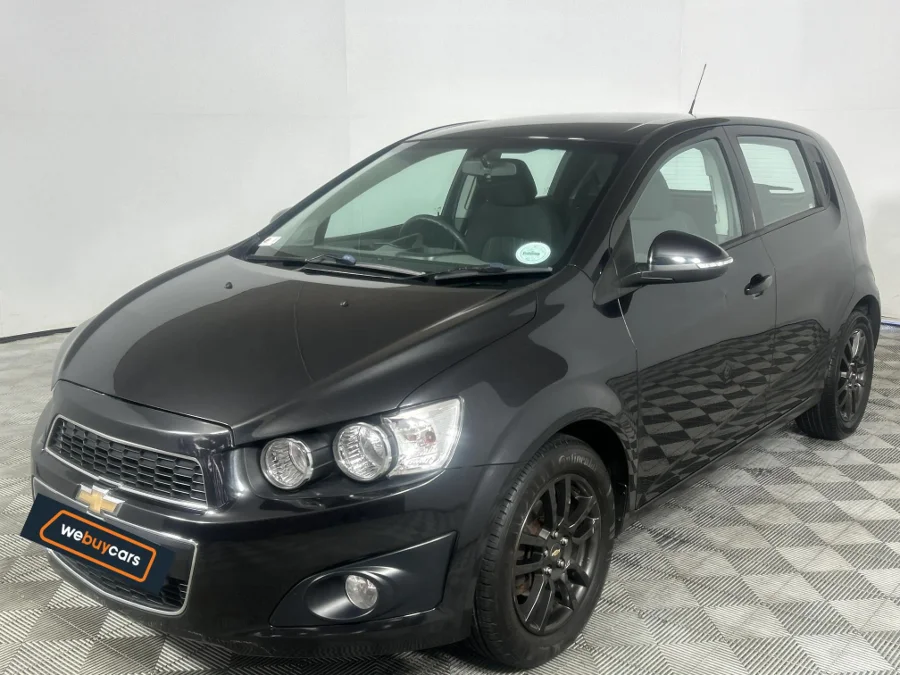 Used 2014 Chevrolet Sonic hatch 1.6 LS Black&White Edition - WeBuyCars Richmond Used 2014 Chevrolet Sonic hatch 1.6 LS Black&White Edition - WeBuyCars Richmond