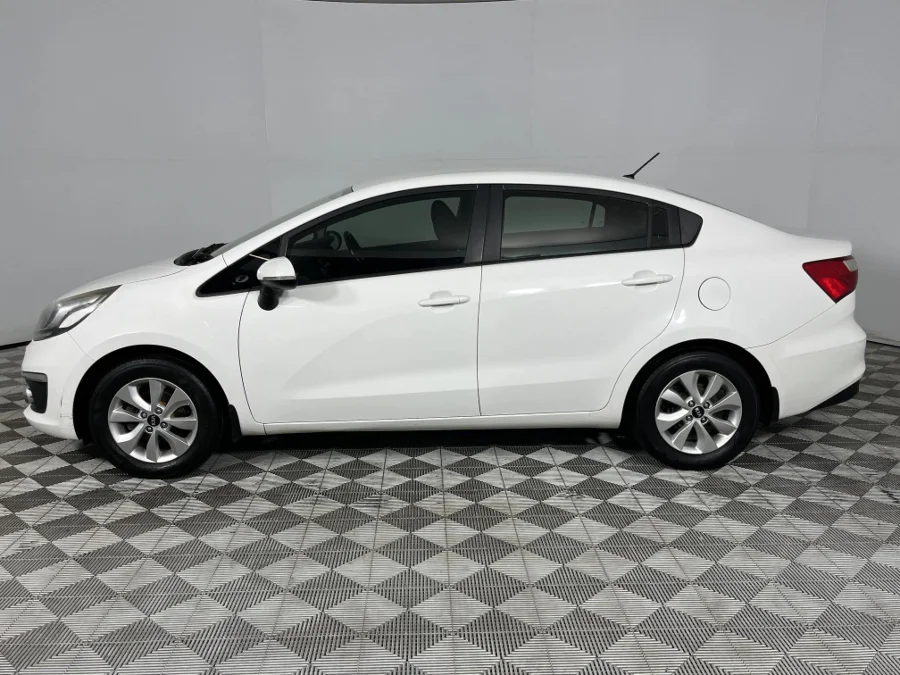 Used 2017 Kia Rio sedan 1.4 - WeBuyCars Richmond