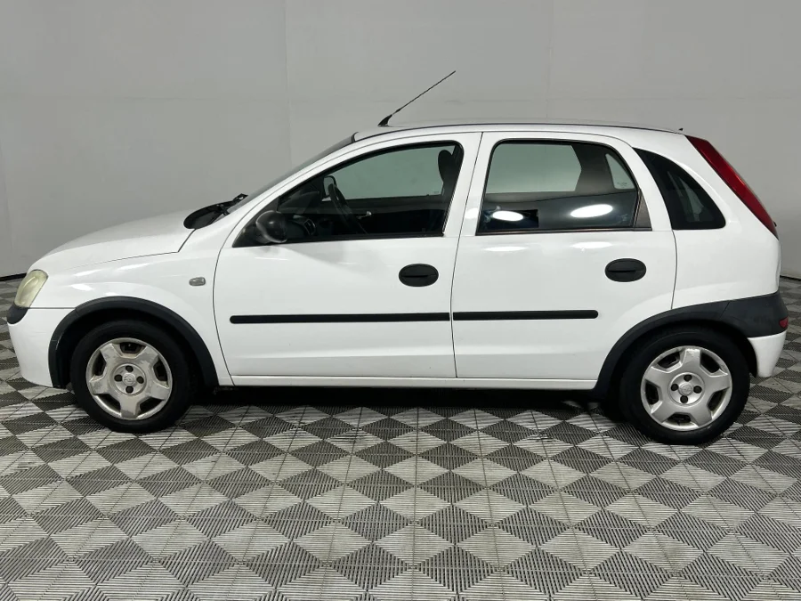 Used 2007 Opel Corsa 1.4 Club - WeBuyCars Richmond Used 2007 Opel Corsa 1.4 Club - WeBuyCars Richmond