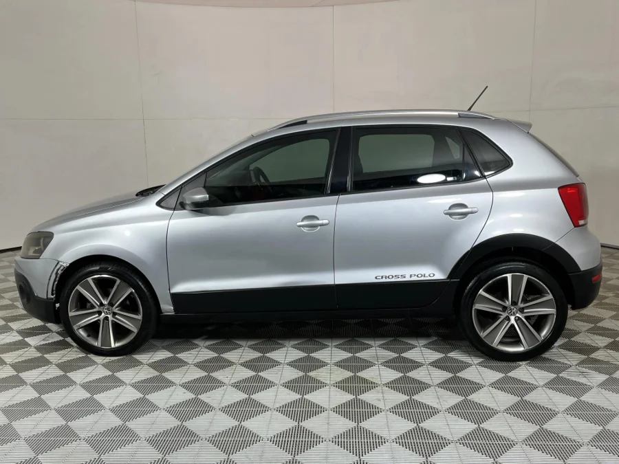 Used 2014 Volkswagen Cross Polo 1.6 Comfortline Urban Ice - WeBuyCars JHB South