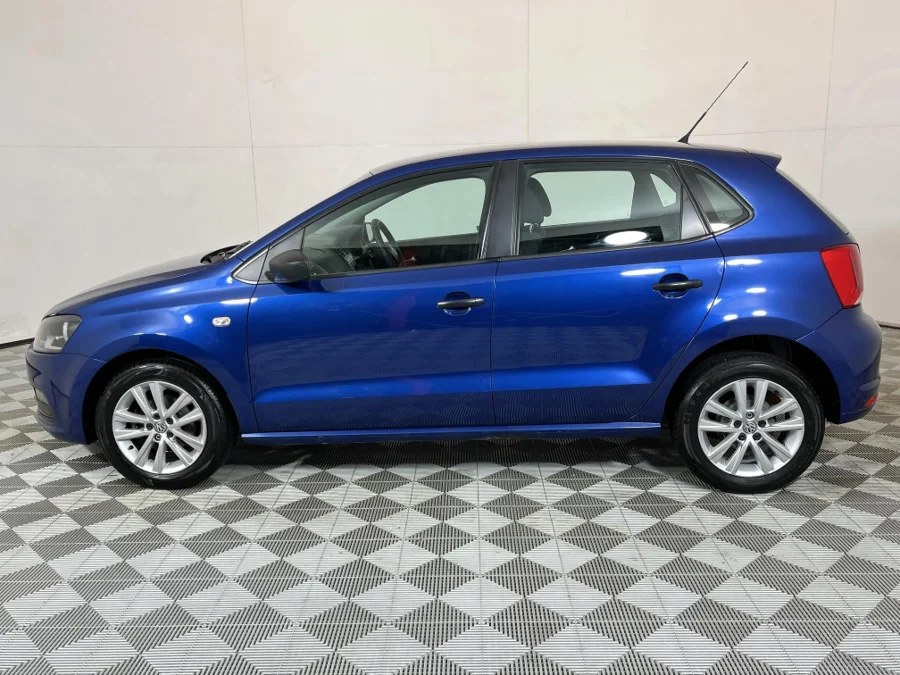 Used 2018 Volkswagen Polo Vivo hatch 1.4 Trendline - WeBuyCars JHB South