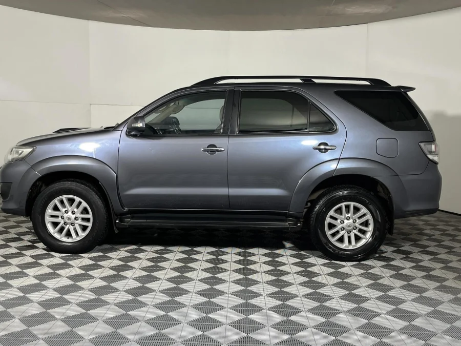 Used 2013 Toyota Fortuner 3.0D-4D 4x4 Limited auto - WeBuyCars Germiston Used 2013 Toyota Fortuner 3.0D-4D 4x4 Limited auto - WeBuyCars Germiston