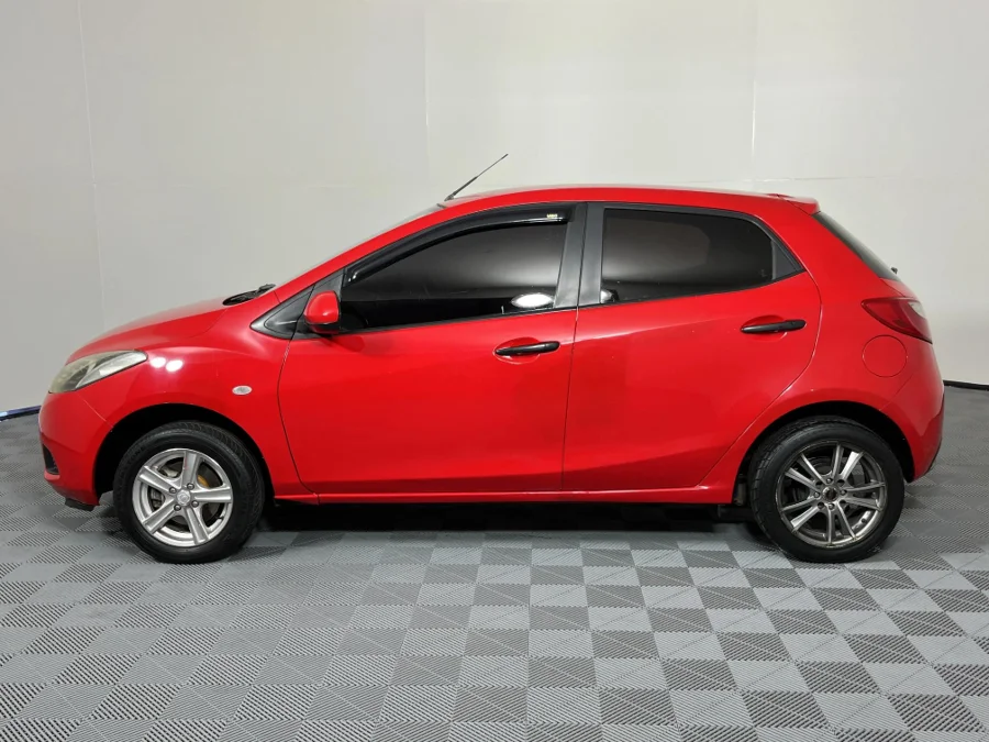 Used 2009 Mazda Mazda2 hatch 1.3 Active - WeBuyCars Witbank Used 2009 Mazda Mazda2 hatch 1.3 Active - WeBuyCars Witbank