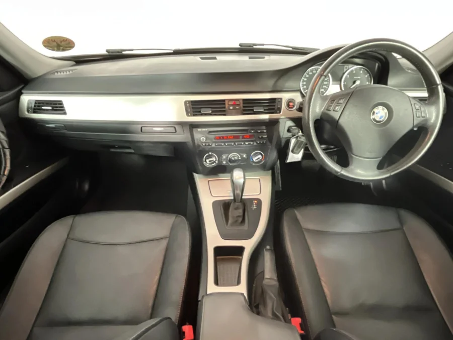 Used 2011 BMW 3 Series 320i auto - WeBuyCars Brackenfell Cape Town Used 2011 BMW 3 Series 320i auto - WeBuyCars Brackenfell Cape Town