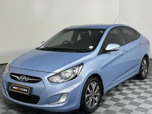 Used 2012 Hyundai Accent sedan 1.6 Fluid