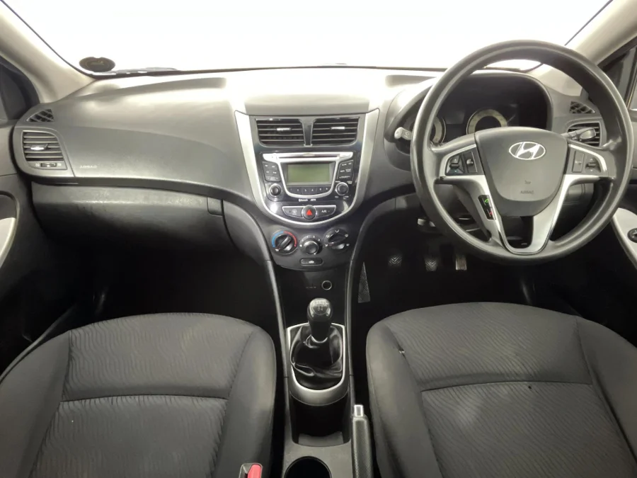 Used 2012 Hyundai Accent sedan 1.6 Fluid - WeBuyCars Montana