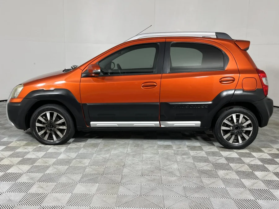 Used 2014 Toyota Etios Cross 1.5 Xs - WeBuyCars Riverhorse