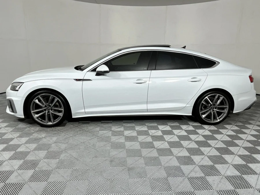 Used 2023 Audi A5 coupe 40TFSI S line - WeBuyCars The Dome