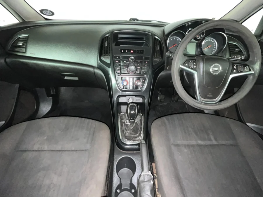 Used 2013 Opel Astra hatch 1.6 Essentia - WeBuyCars Durban