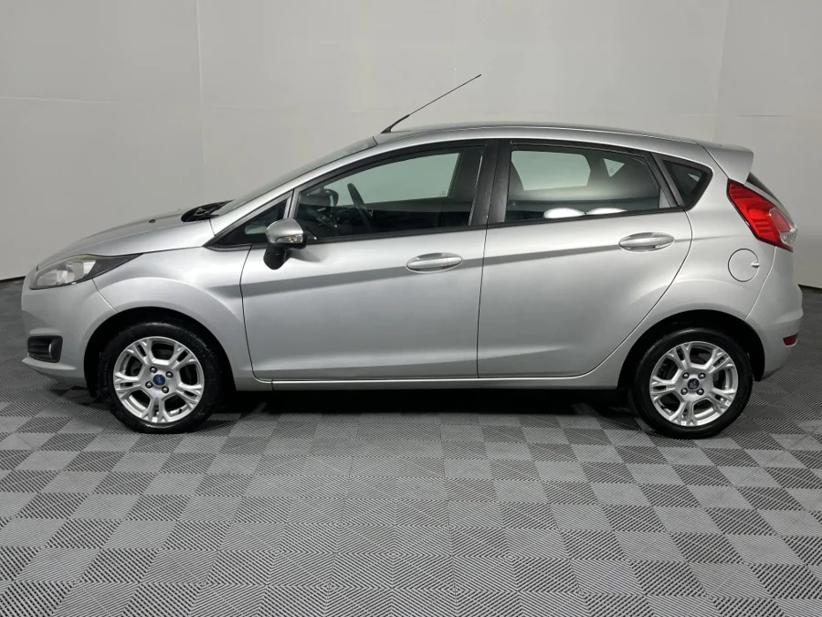 Used 2013 Ford Fiesta 5-door 1.0T Trend - WeBuyCars Montana